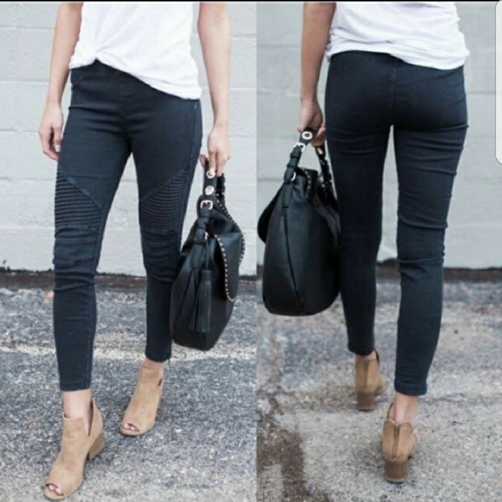 🚩SALE!🚩Black Moto Leggings - Picture 3 of 3